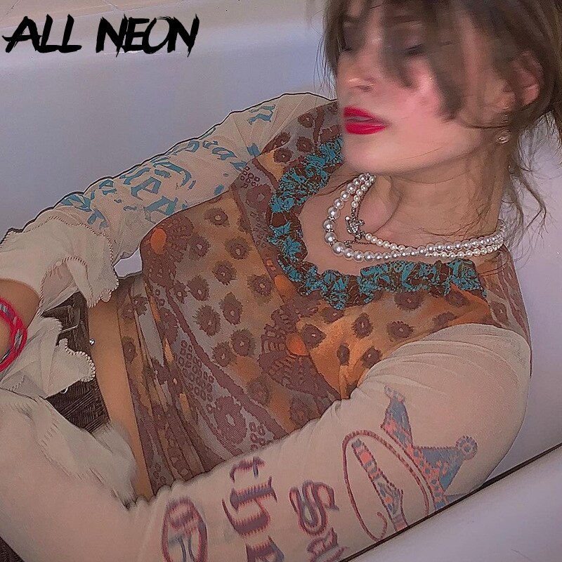 JUKPOP Aesthetics Retro Pattren Mesh T-shirts 90s JKP4470 JUKPOP Aesthetics Retro Pattren Mesh T-shirts 90s JKP4470