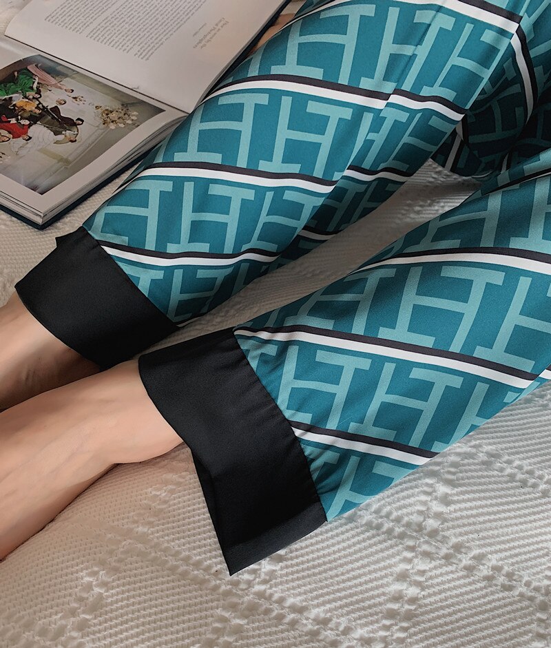 Luxury Cross Letter Print Silk Pajamas Set Sleepwear JKP4604