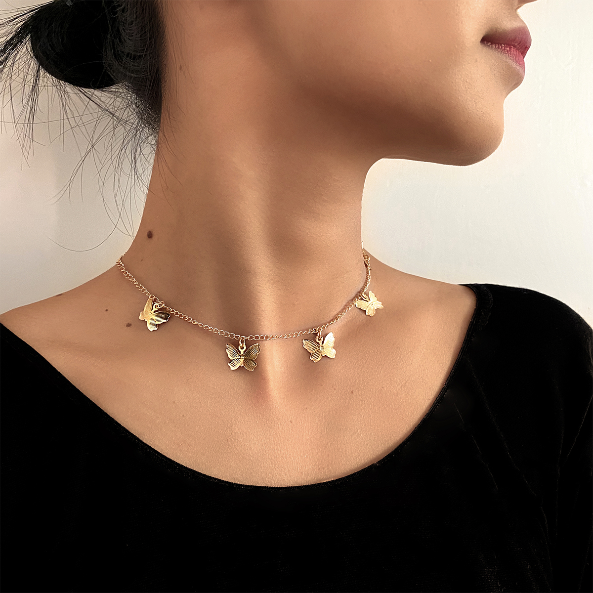 FREE SHIPPING Butterfly Pendant Choker Necklace Gold Chain Jewelry JKP4654