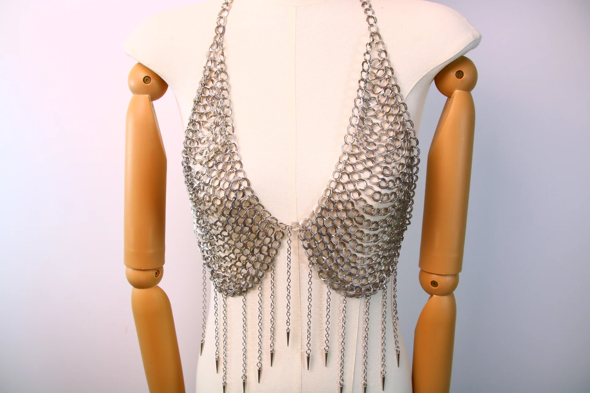 2024 Tapered fringe pendant metal chain stitching combination top small vest body chain 2024 Tapered fringe pendant metal chain stitching combination top small vest body chain
