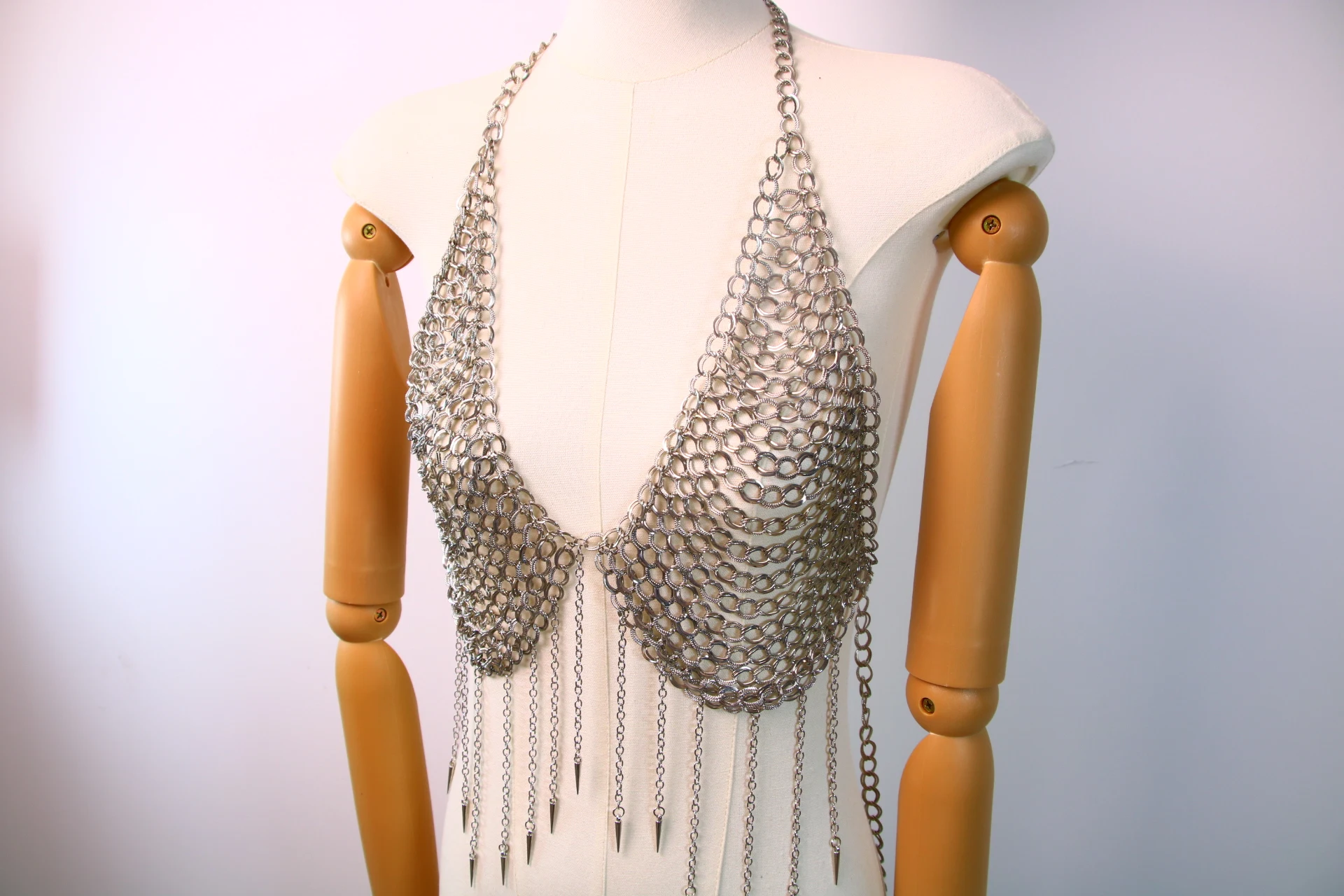 2024 Tapered fringe pendant metal chain stitching combination top small vest body chain 2024 Tapered fringe pendant metal chain stitching combination top small vest body chain
